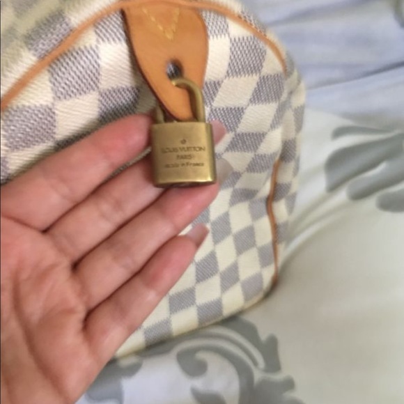 Louis Vuitton bag - Picture 6 of 6